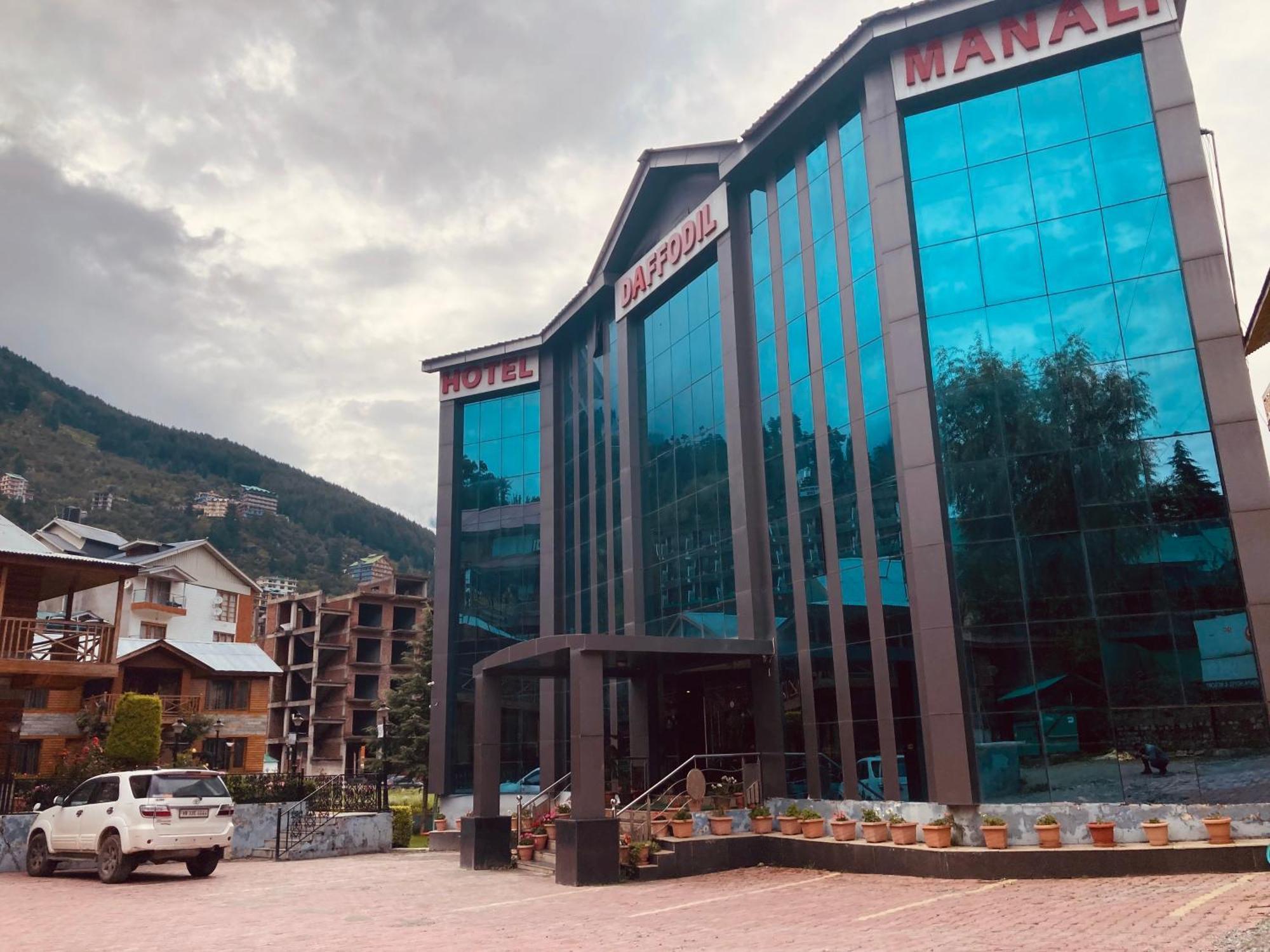 Hotel The North Wind In City Center, Manali 外观 照片